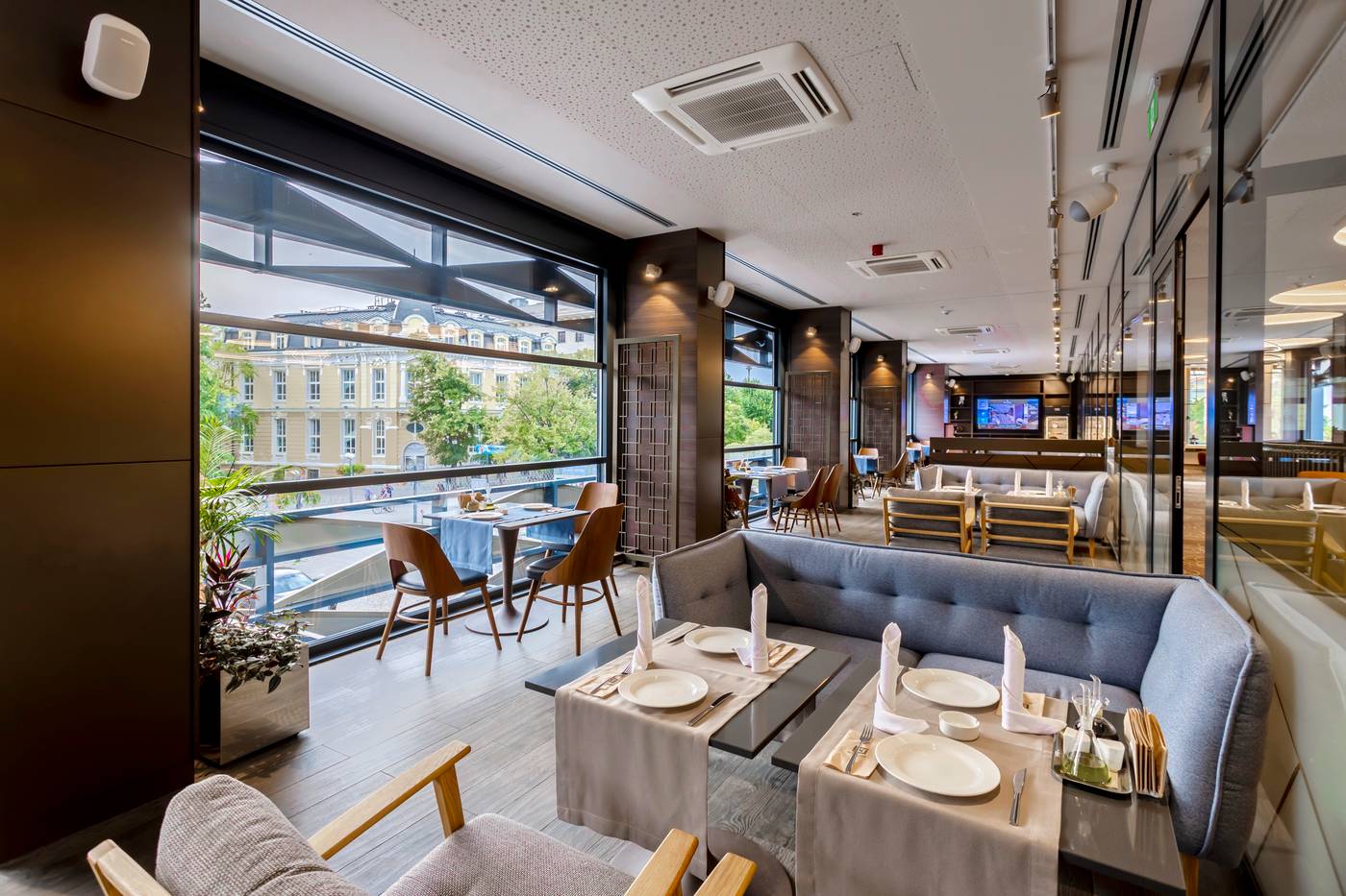 Bulgaria-Restaurant-29