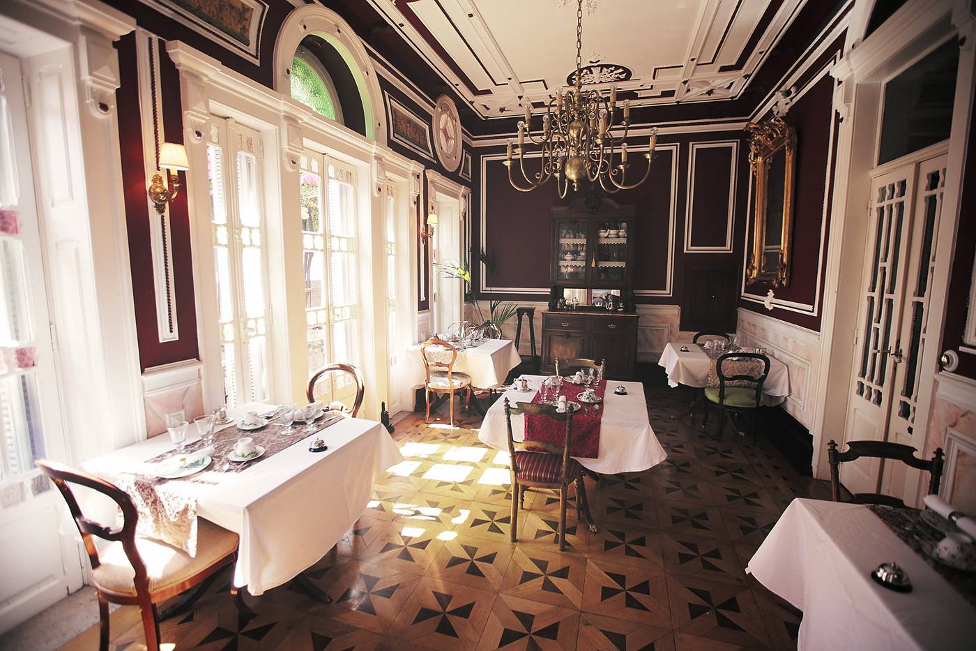 Palacete-Chafariz-Del-Rei-by-Unlock-Hotels-Restaurant-27