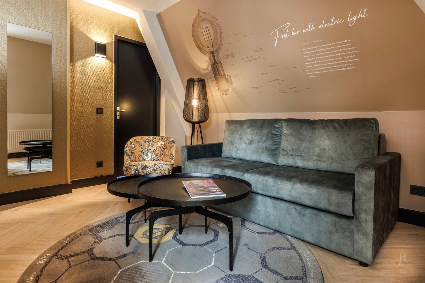 Die-Port-Van-Cleve-Room-61