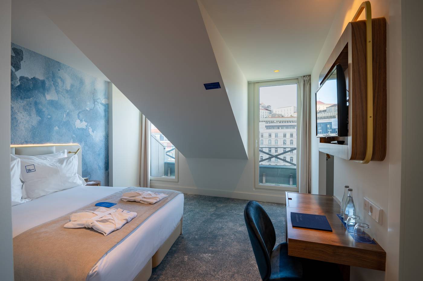 Blue-Liberdade-Hotel-Room-10