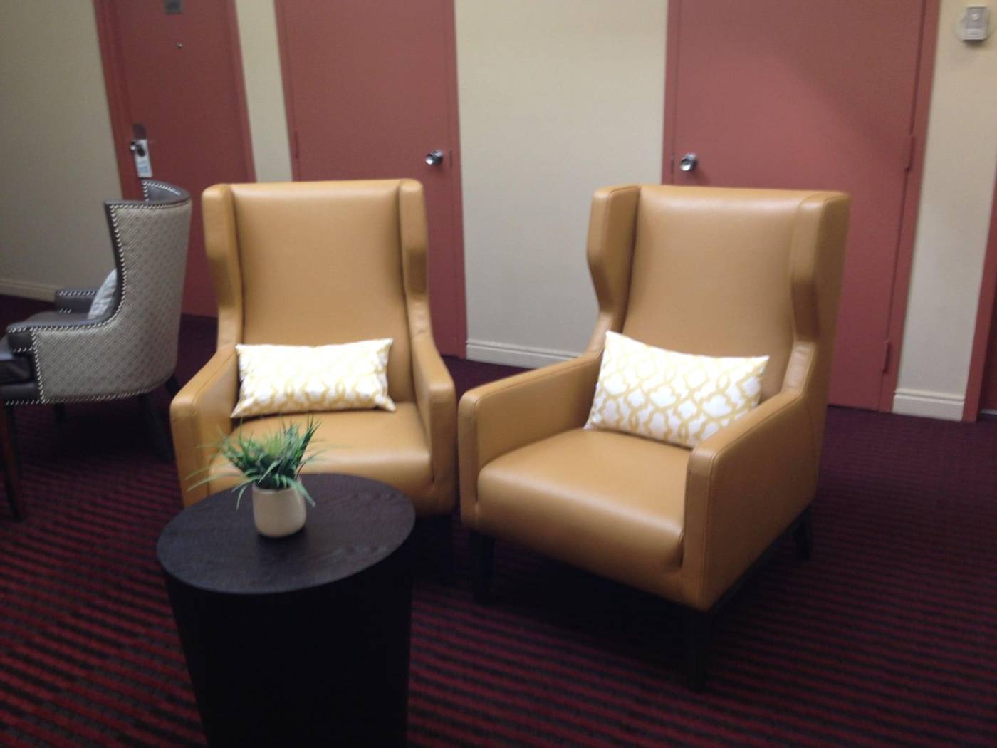 The-Met-New-Westminster-Lobby-19