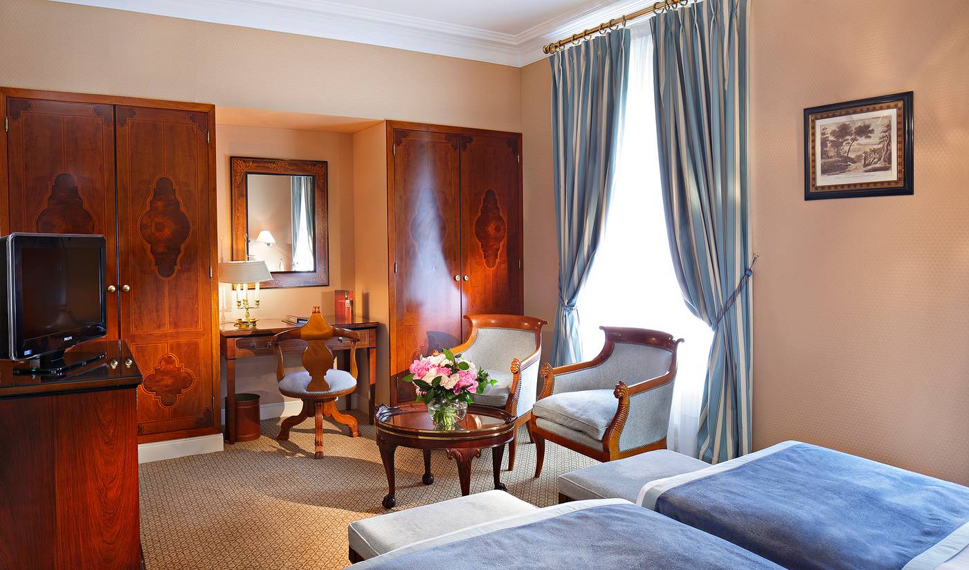 La-Demeure-Montaigne-Room-48