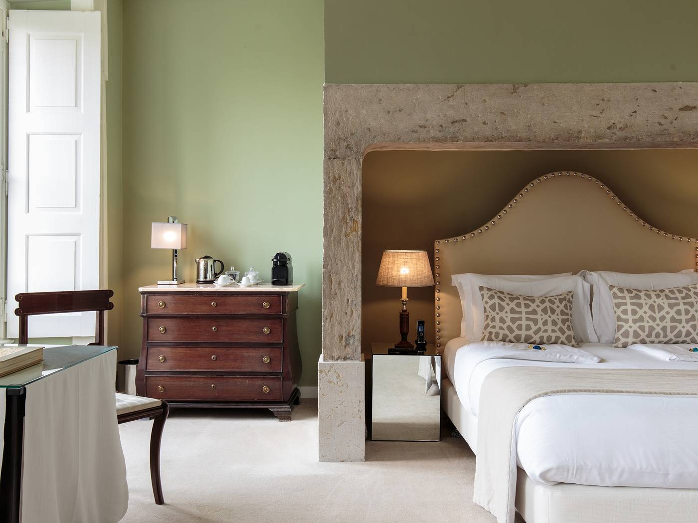 Dear-Lisbon-Palace-Chiado-Room-15