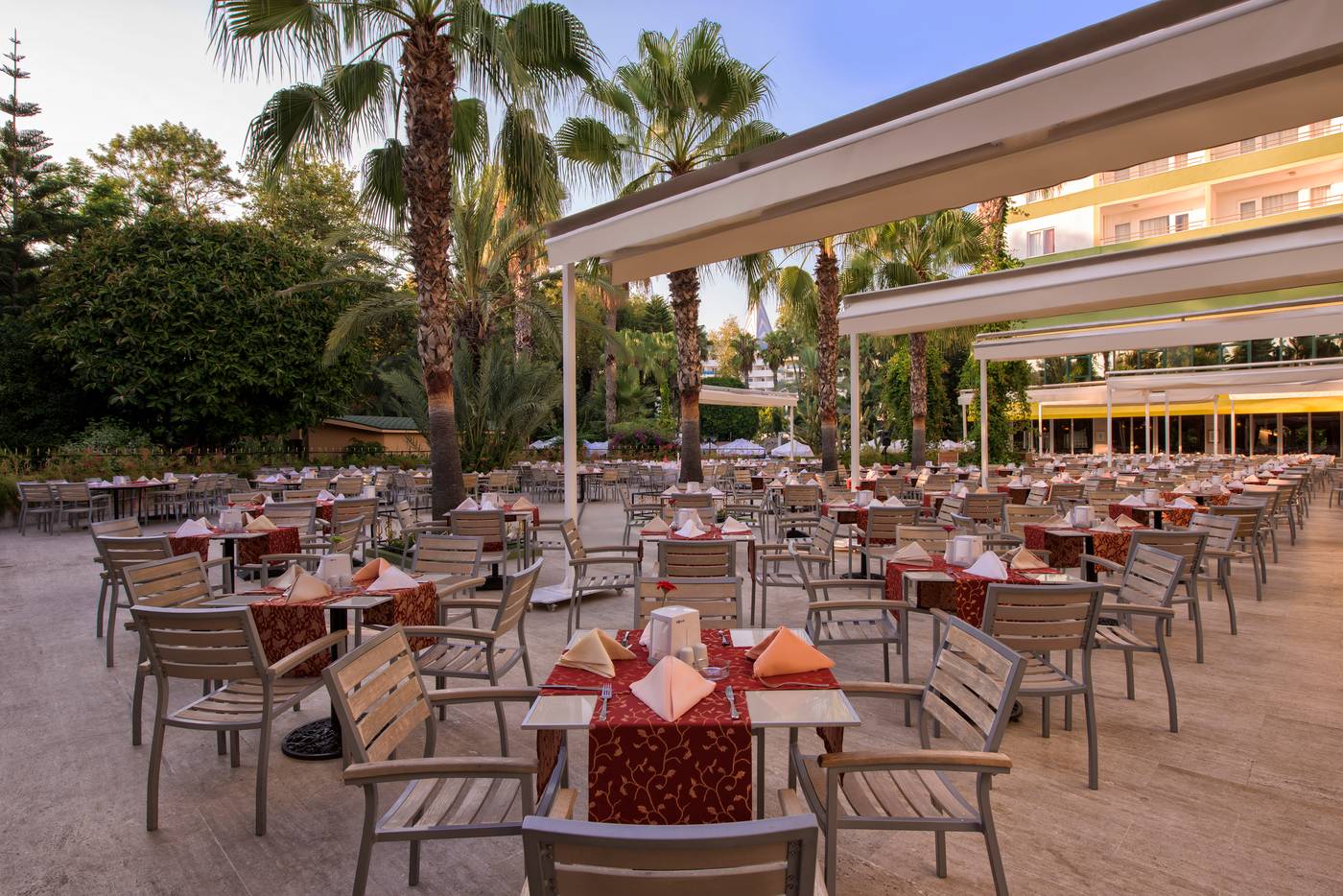 Botanik-Hotel---Resort-Restaurant-14