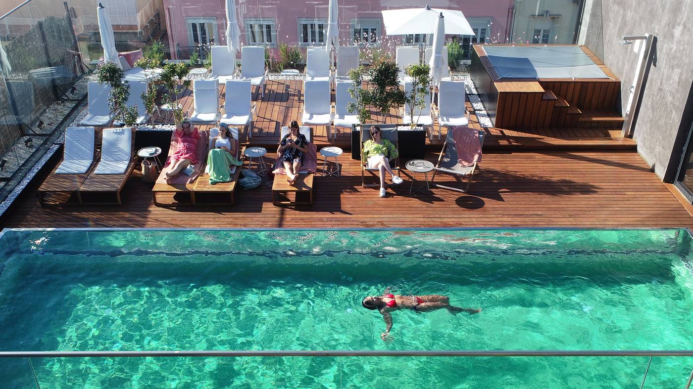 Lux-Lisboa-Park-Pool-27