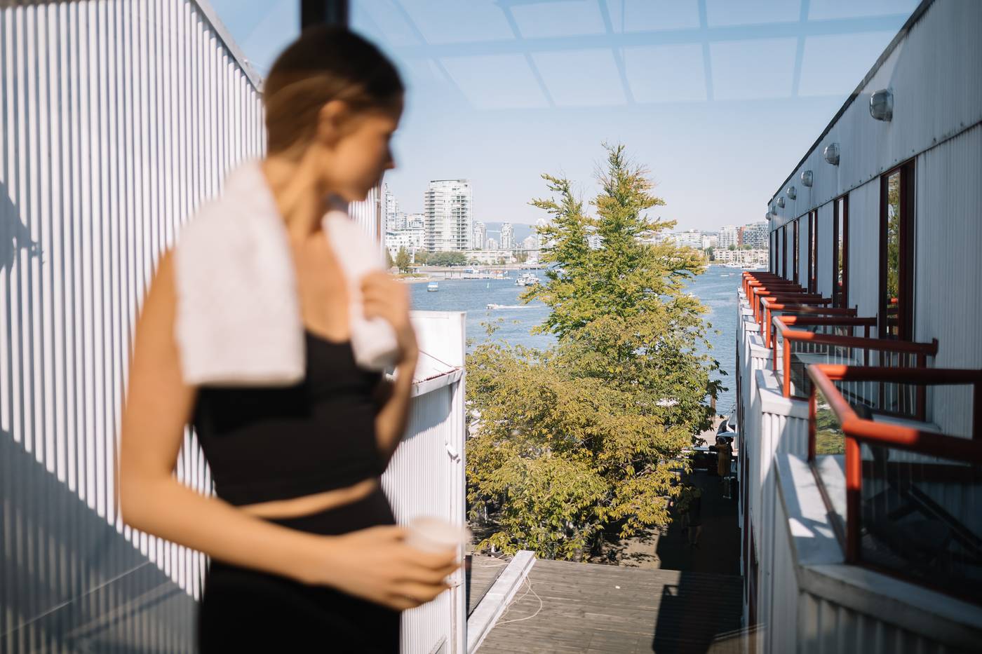 Granville-Island-Hotel-Sports-and-Entertainment-46