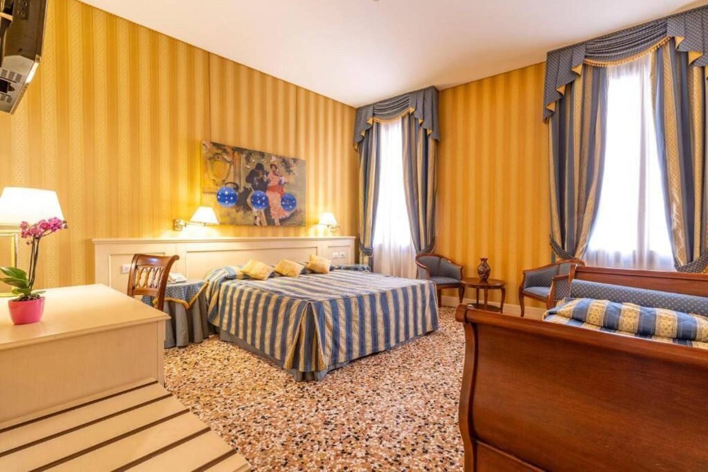 Bella-Venezia-Room-41