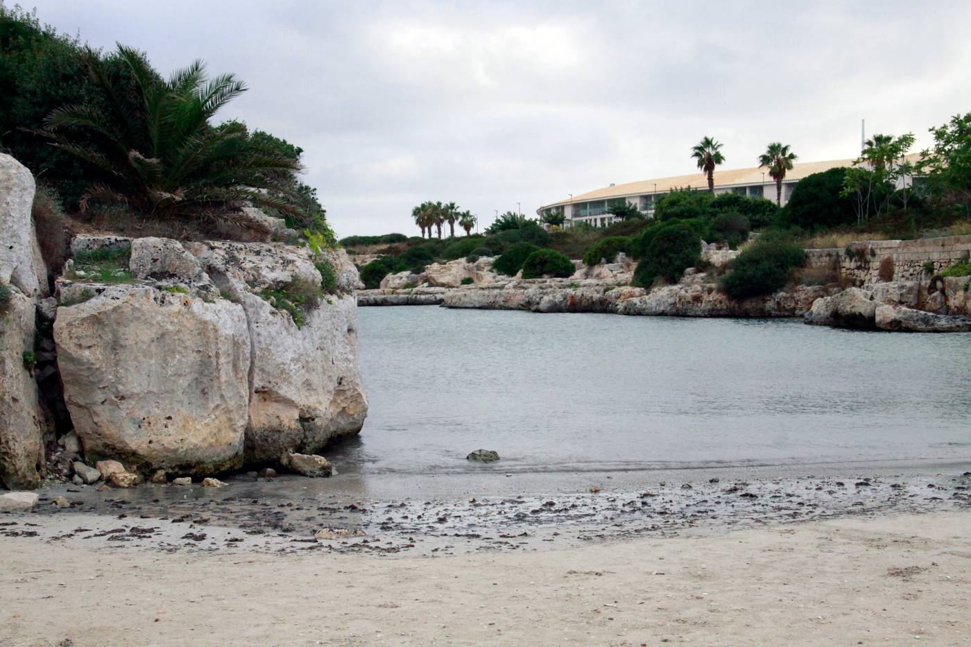 Port-Ciutadella-Beach-69