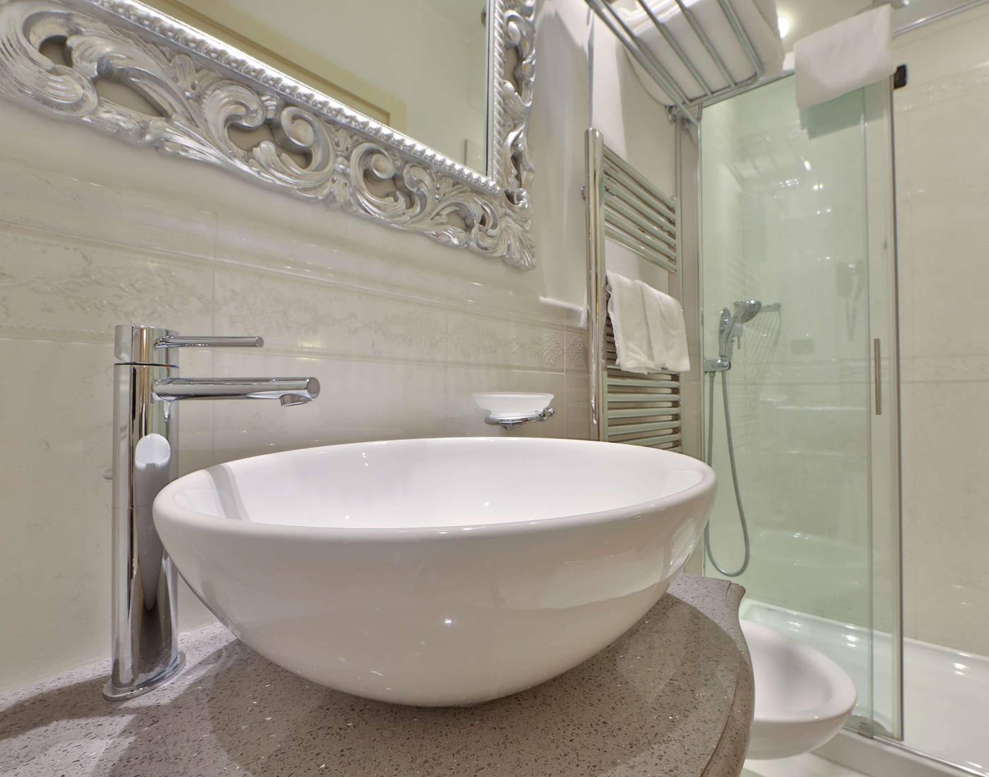 Hotel-Olimpia-Venice--BW-Signature-Collection-Room-24