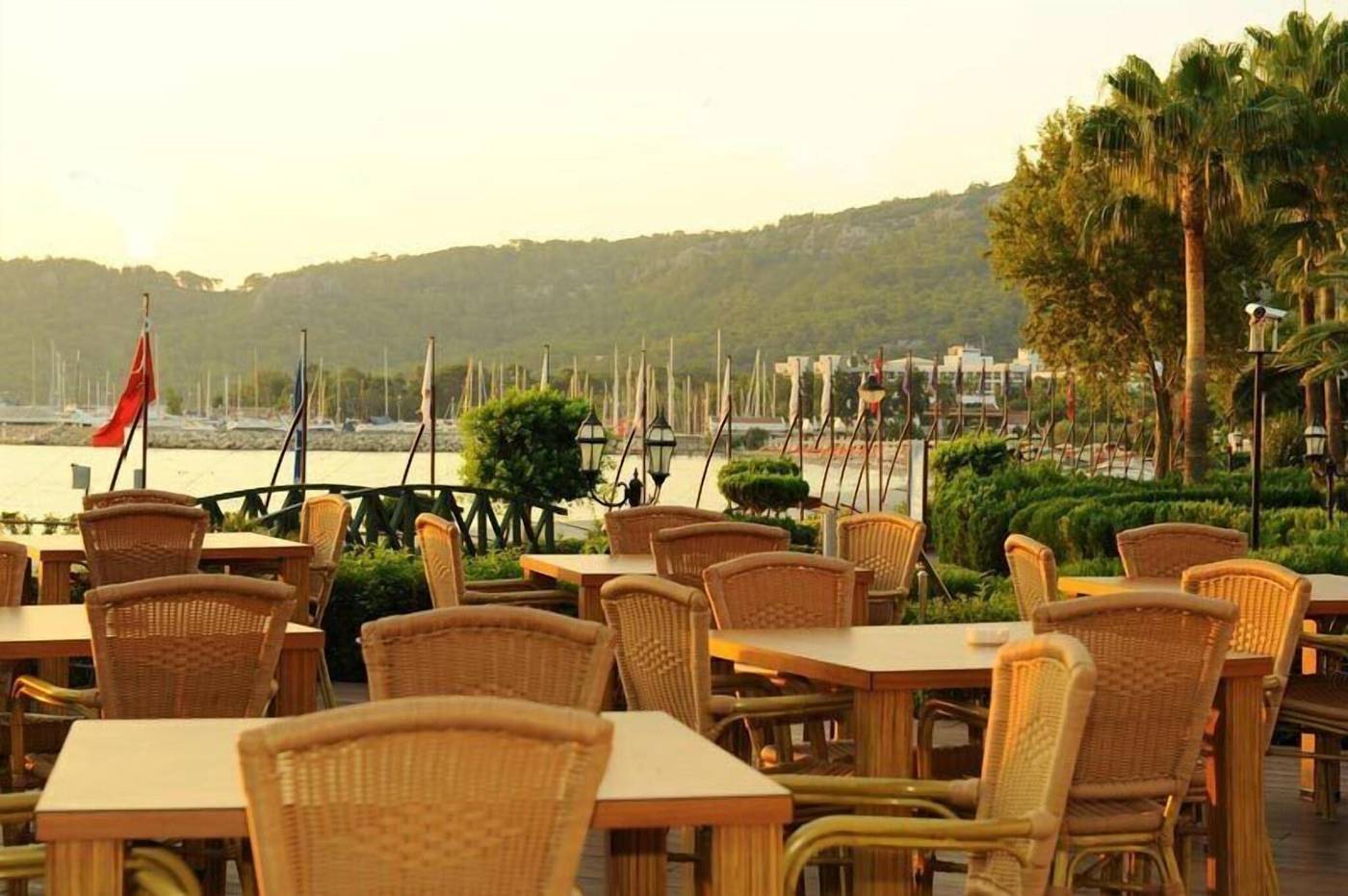 Fame-Residence-Kemer-Restaurant-20