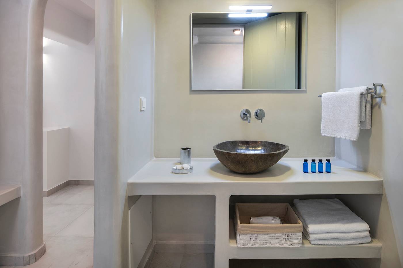 Seven-Suites-Room-39