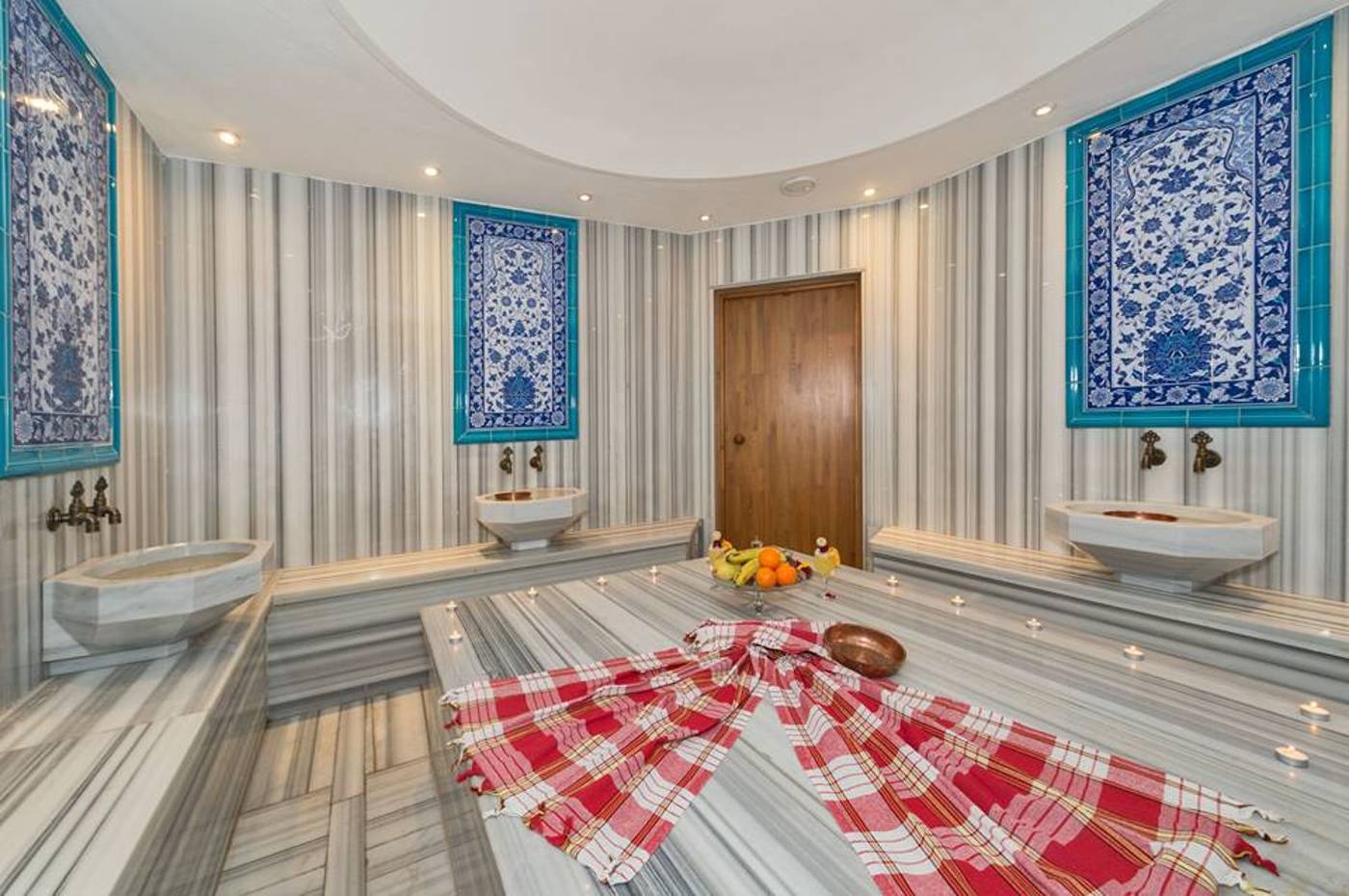 Darkmen-Hotel-Sports-and-Entertainment-41