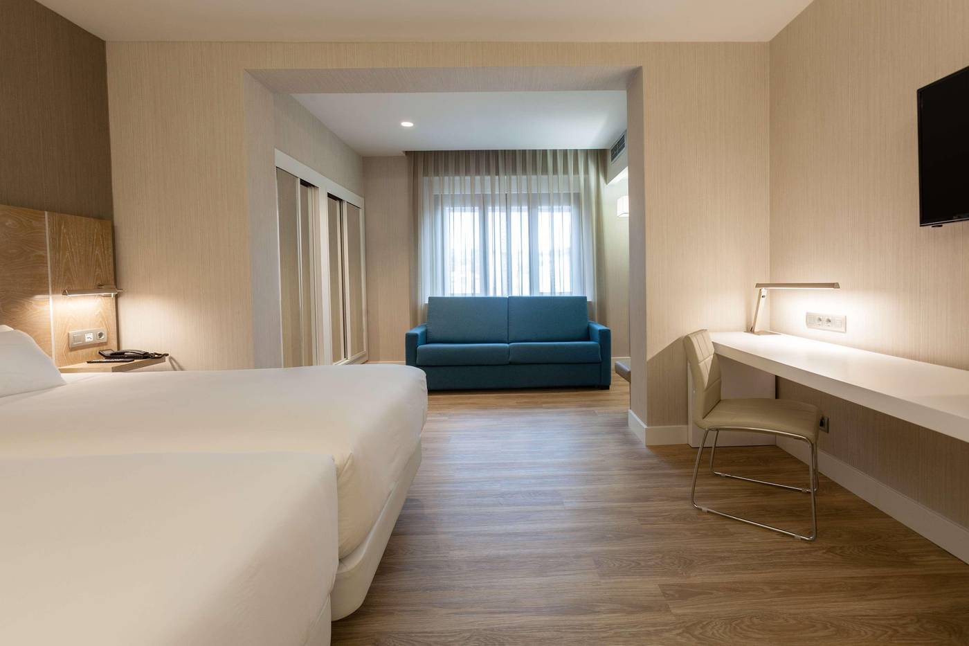 NH Oviedo Principado-Spain-OVIEDO-Room-10