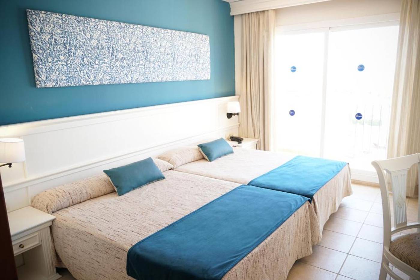Ohtels-Cabogata-Room-19