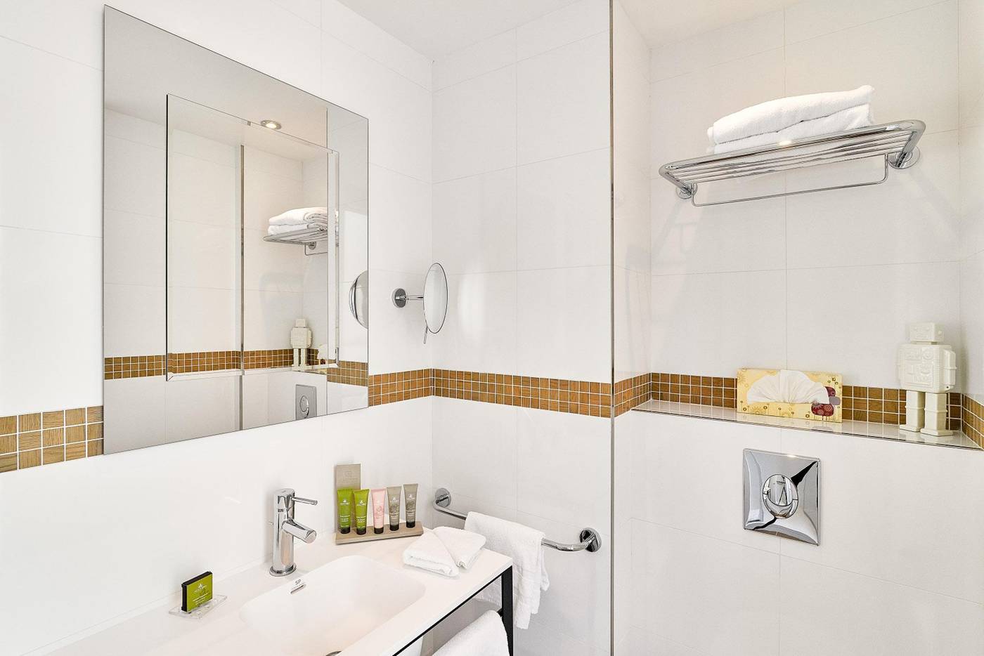 Augustin-Astotel-Room-42