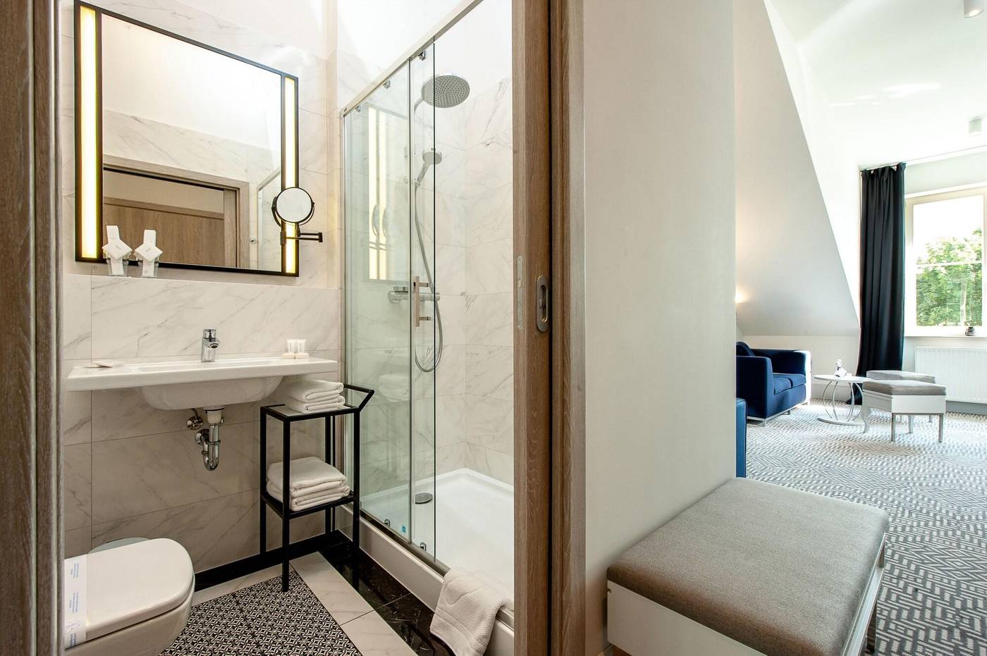 Amber-Design-Residence-Room-41