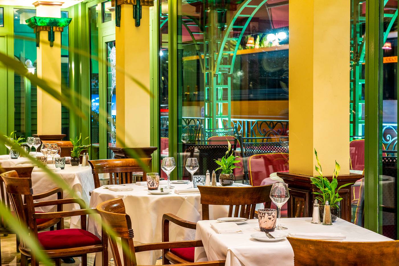 West-End-Restaurant-46