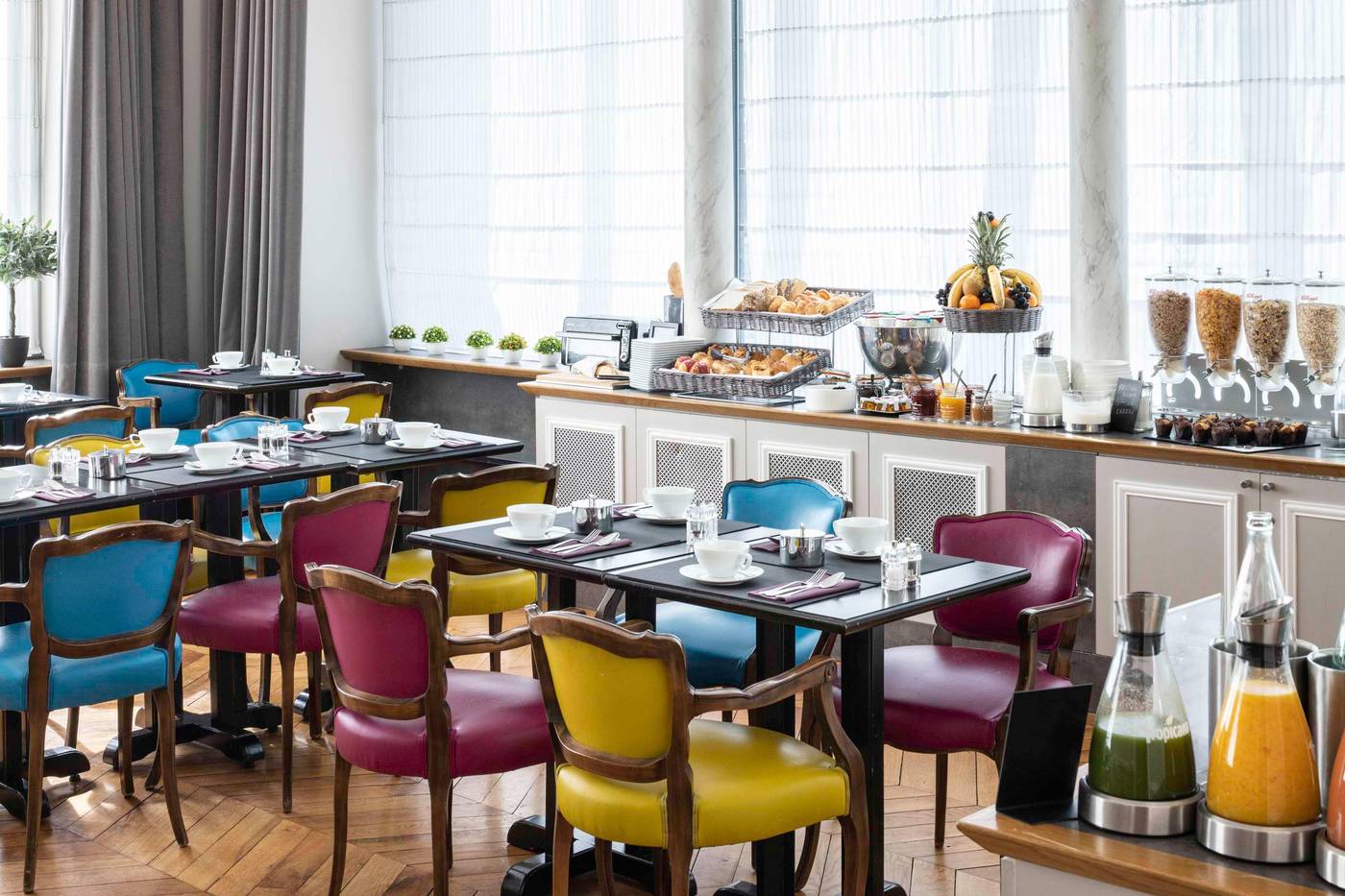 Bradford-Elysees-Astotel-Restaurant-47