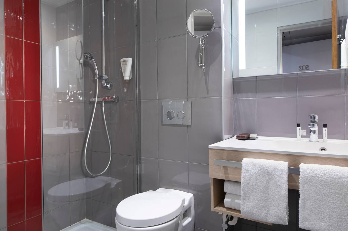 Paris-Bastille-Room-43