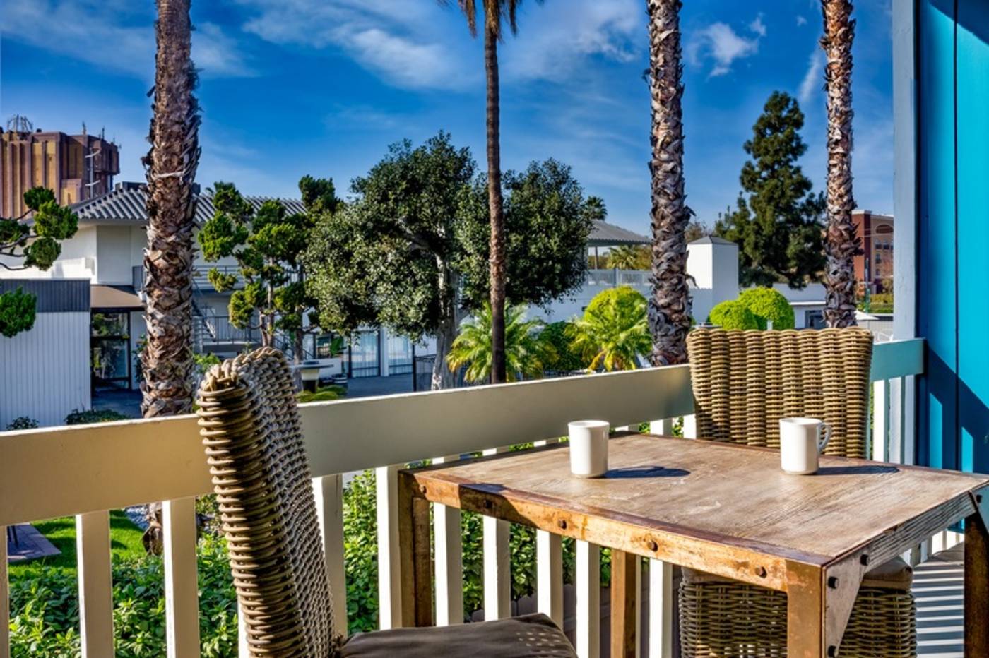 The-Anaheim-Hotel-Room-4