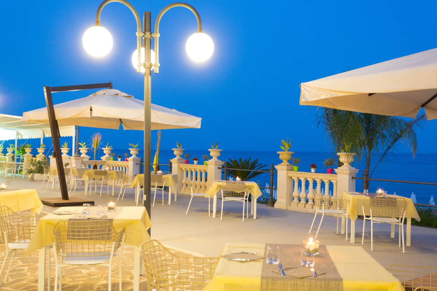 Hellenia-Yachting-Terrace-8