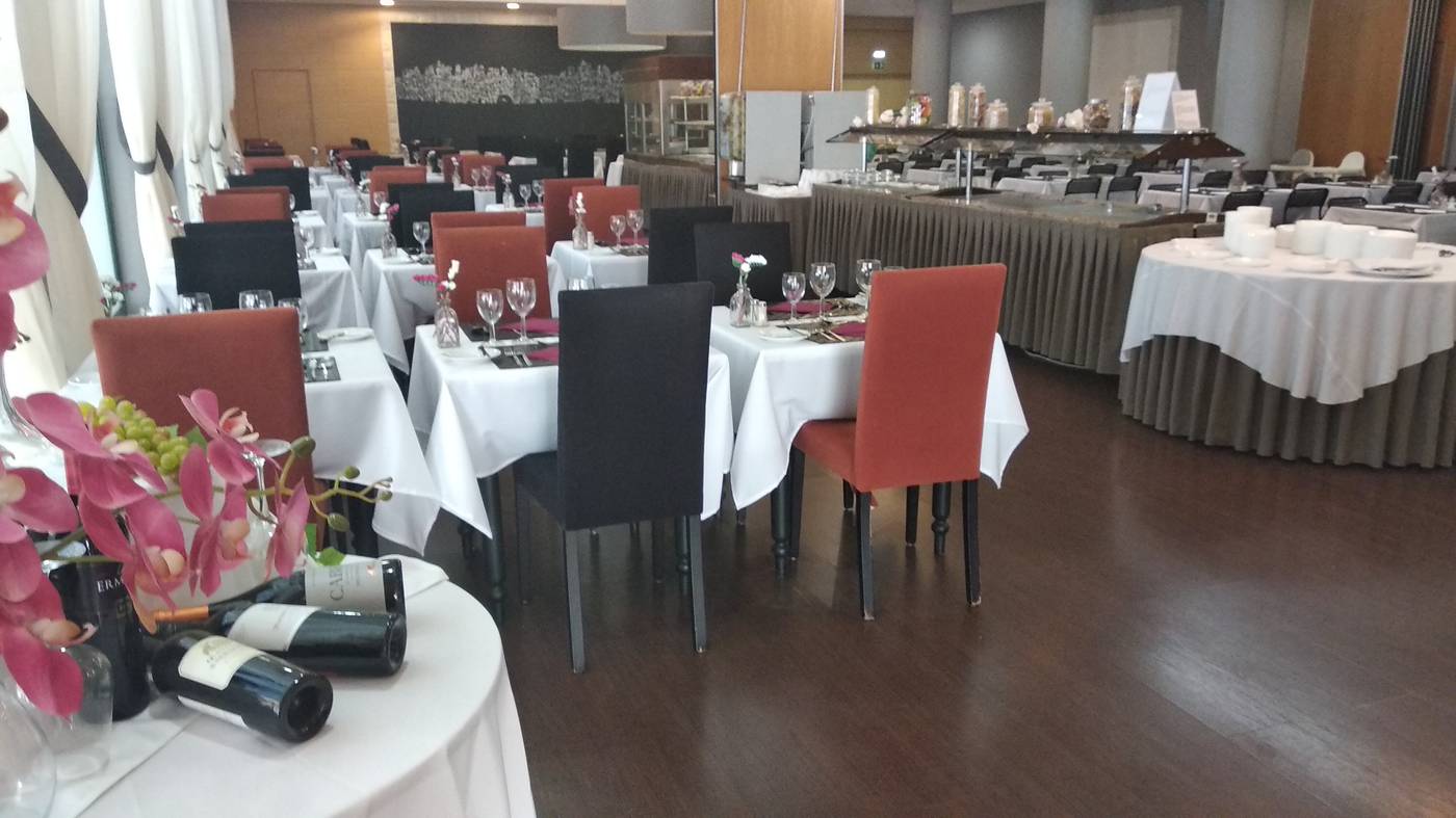 Cheerfulway-Balaia-Plaza-Restaurant-30