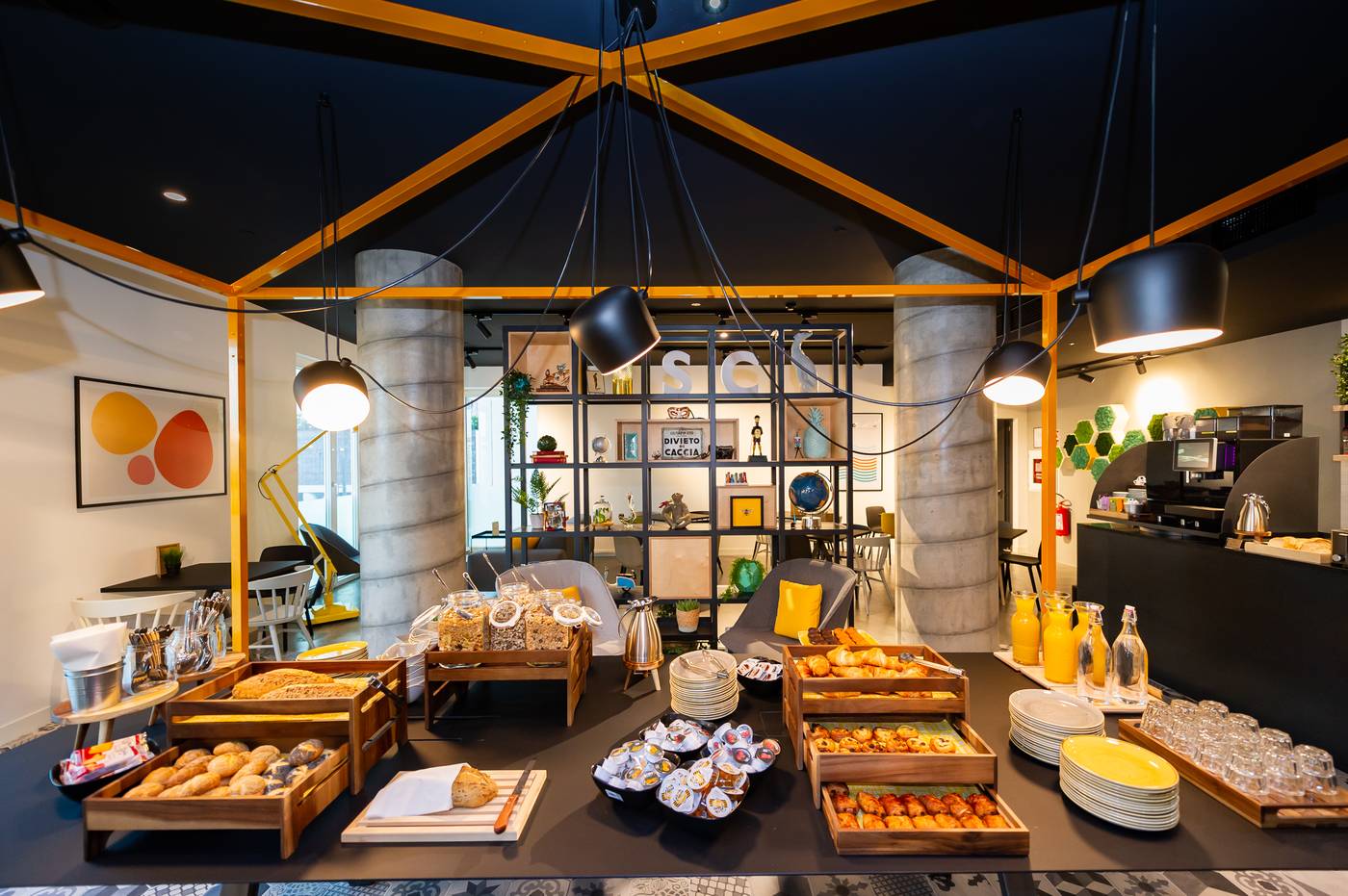 Staycity-Aparthotels-Venice-Mestre-Restaurant-15