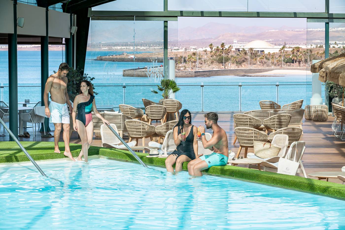 Arrecife-Gran-Hotel---Spa-Pool-71