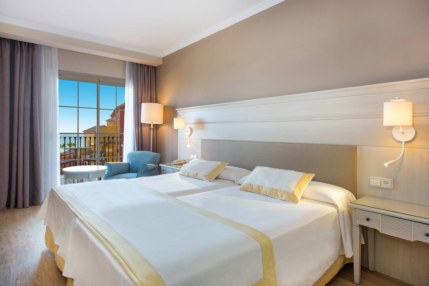 Iberostar-M----laga-Playa-Room-28