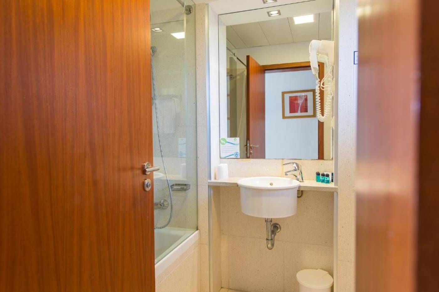 Vila-Baleira-Porto-Santo-Room-33