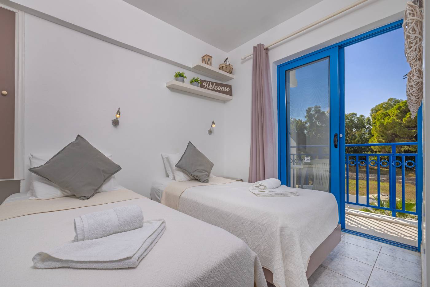 Nathalie-Hotel-Room-15