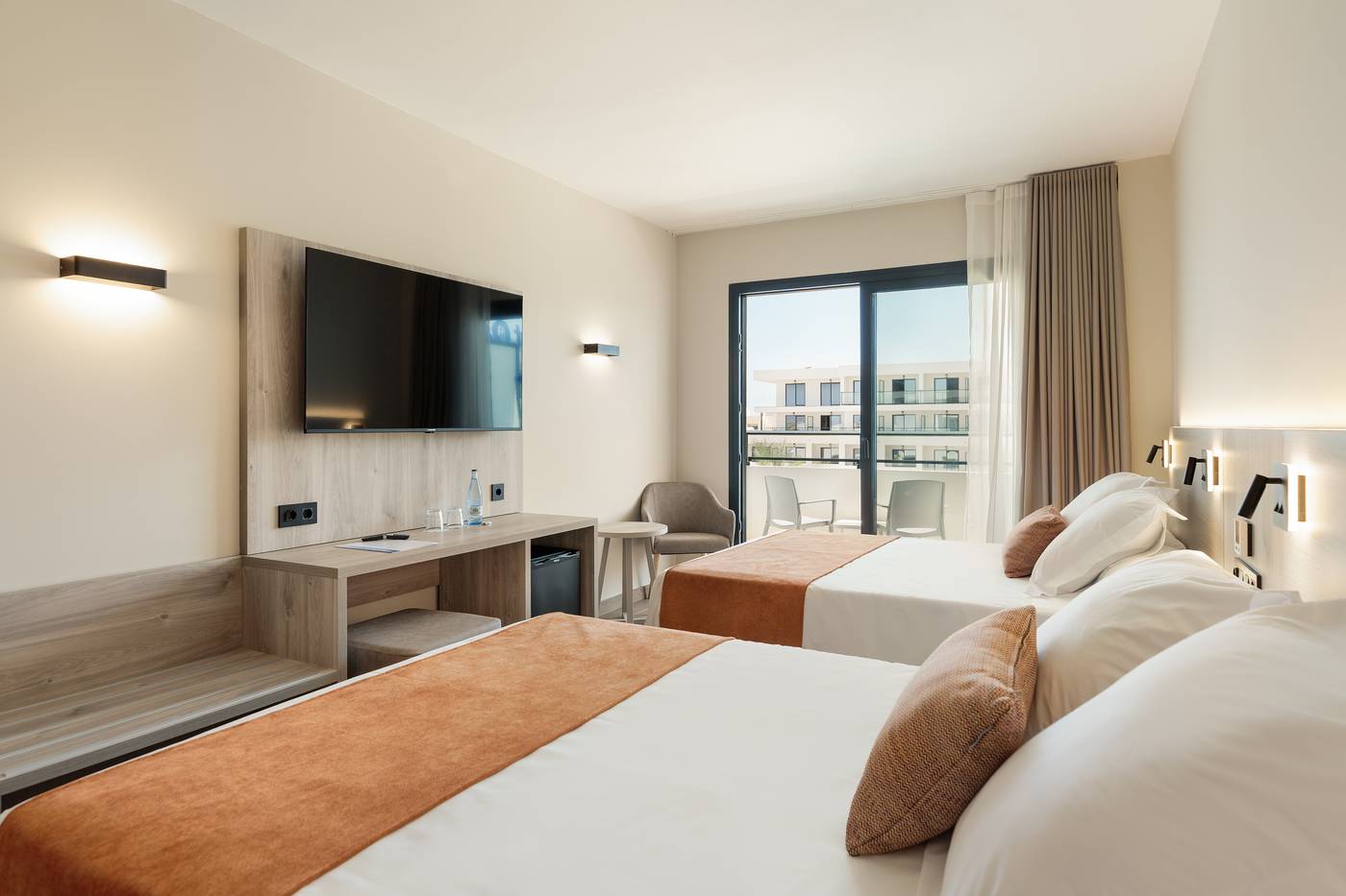 Best-Oasis-Tropical-Room-29