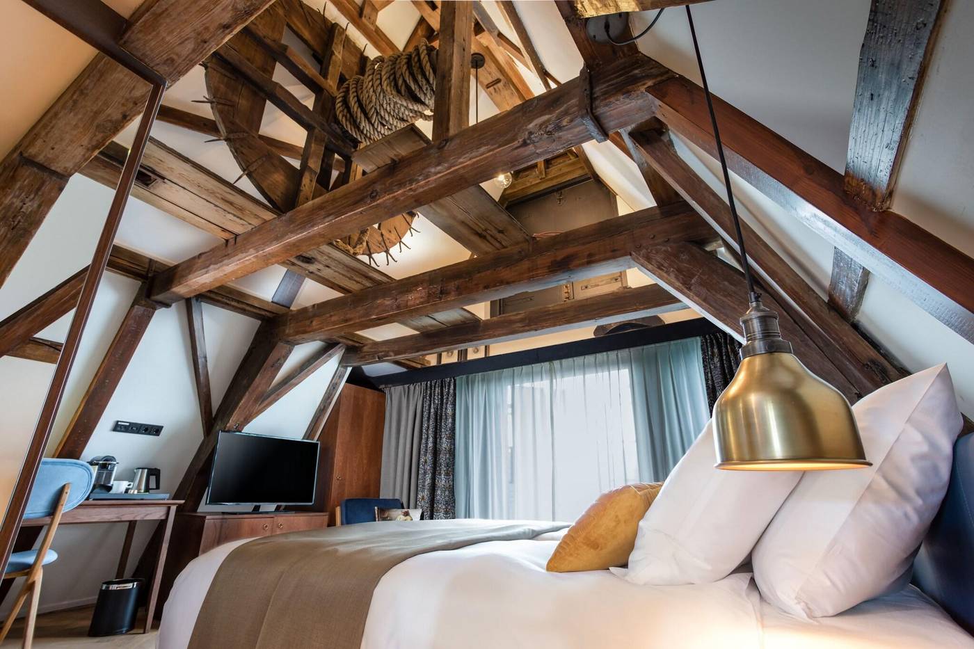 The-Hendrick-S-Hotel-Room-31