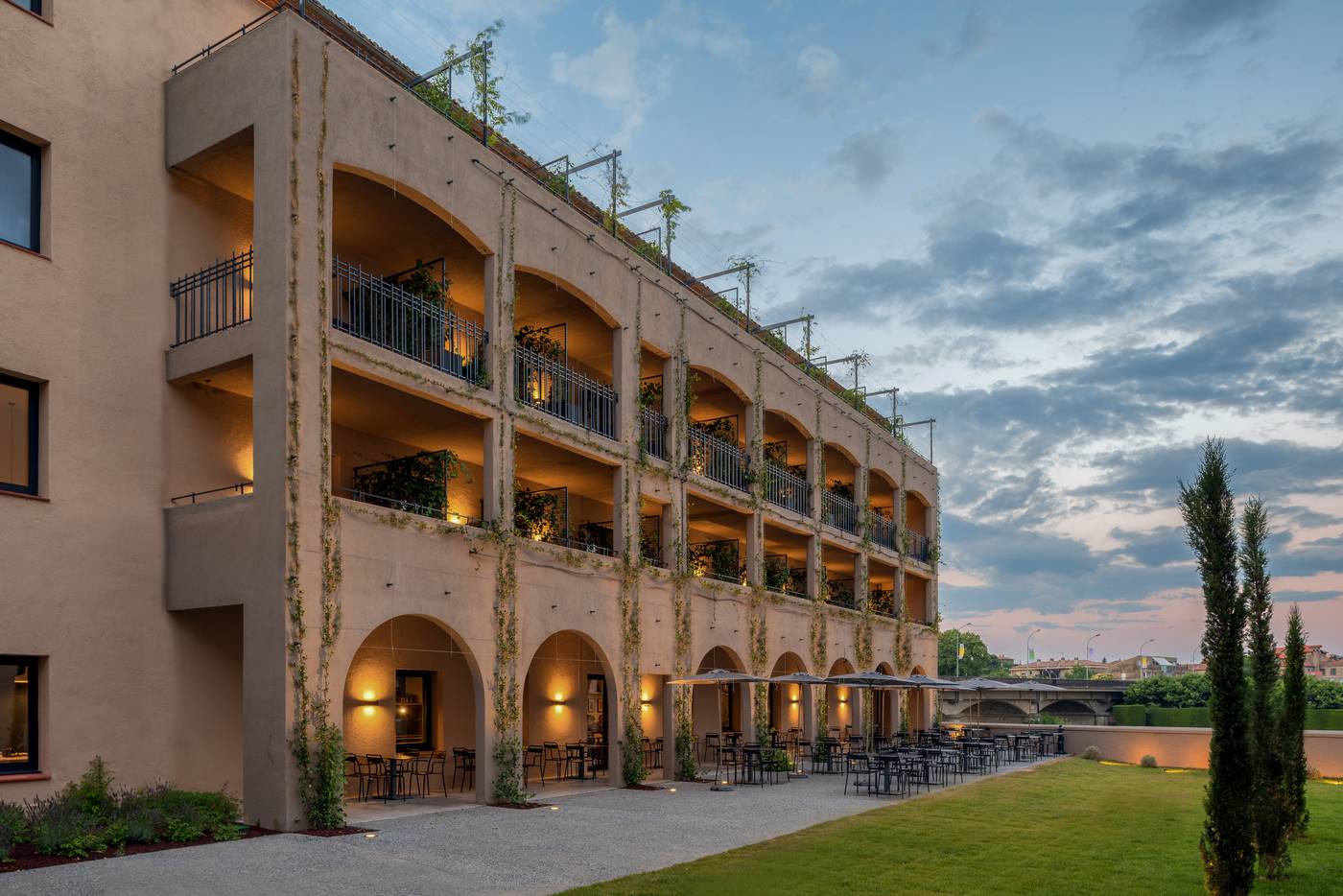 SOWELL HOTELS Les Chevaliers-France-Carcassonne-General view-5