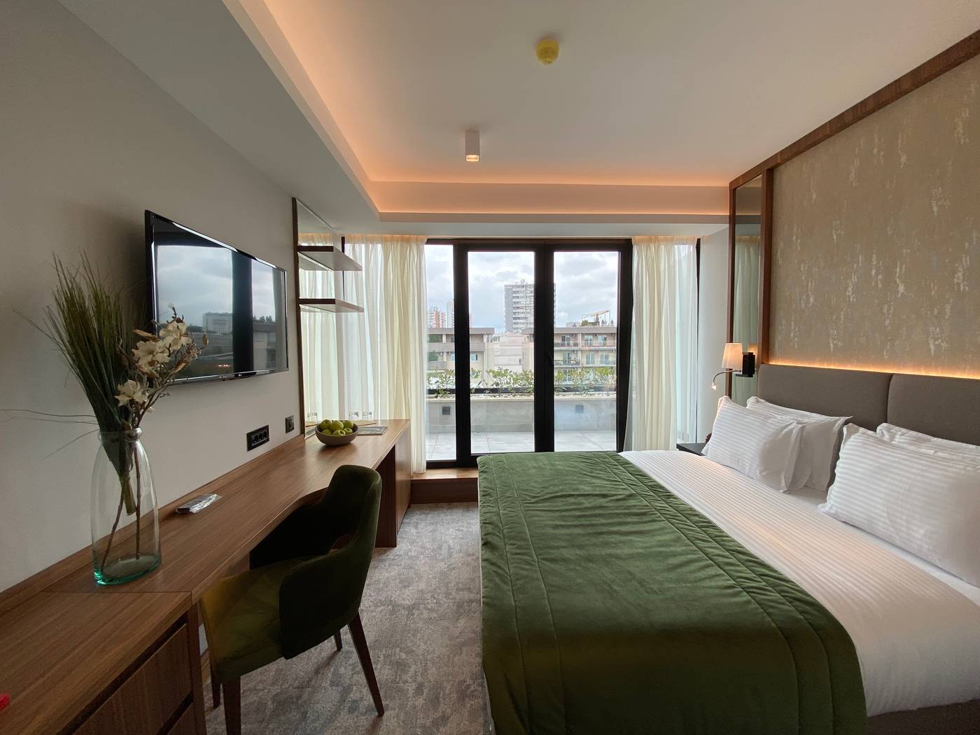 Central Point Hotel-Serbia-Belgrade-Room-10