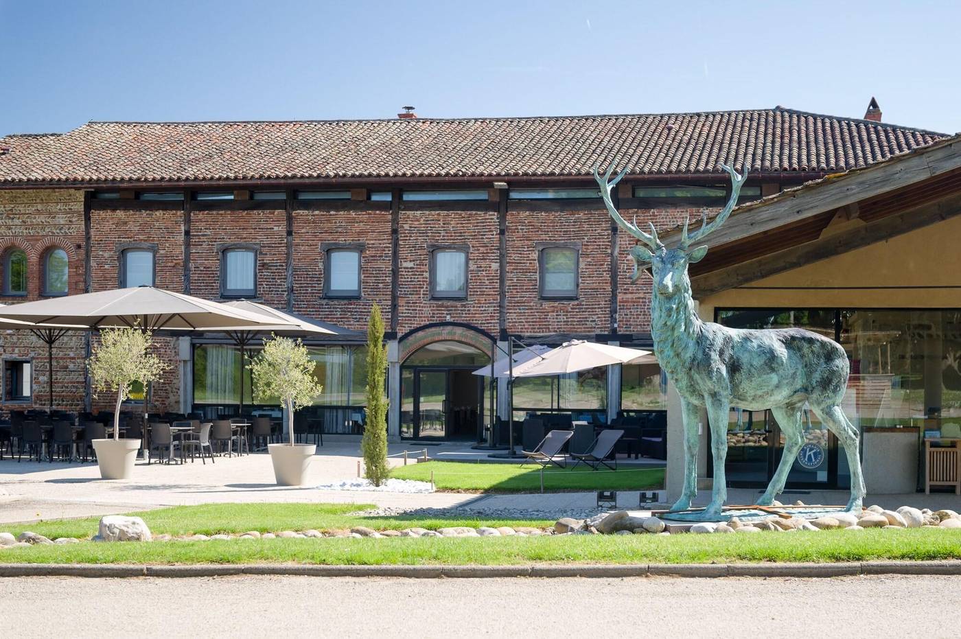 Hôtel Restaurant La Sorelle - France - VILLETTE-SUR-AIN - General view - 10