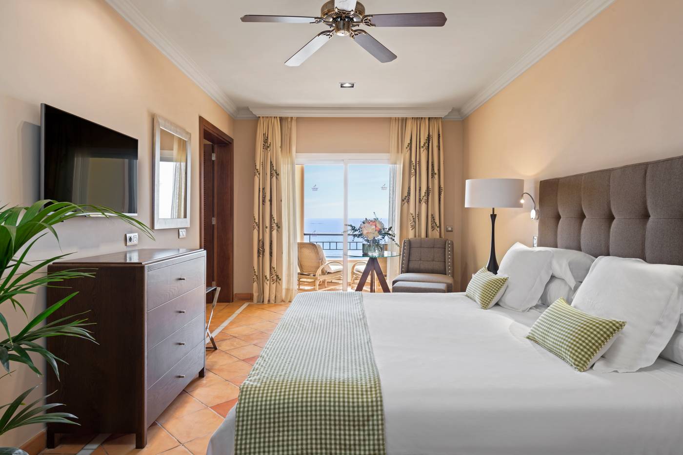 Bahia-del-Duque-Room-26