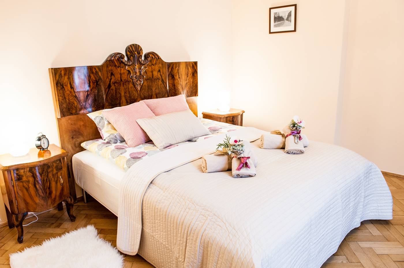 Apartments-Roman-Room-21