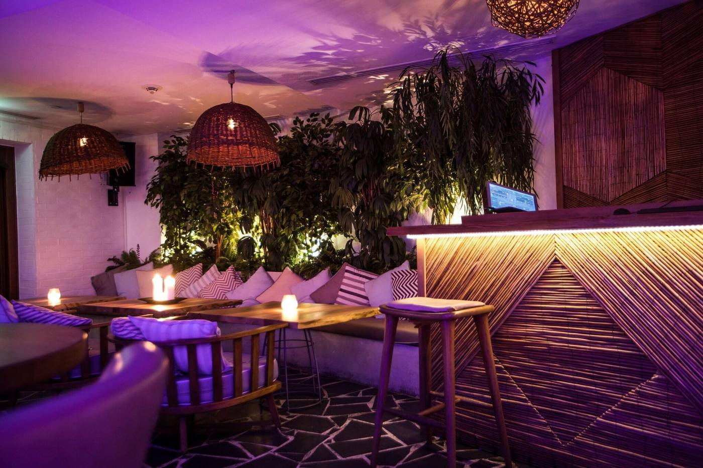 The-Romanos--A-Luxury-Collection-Resort-Restaurant-54