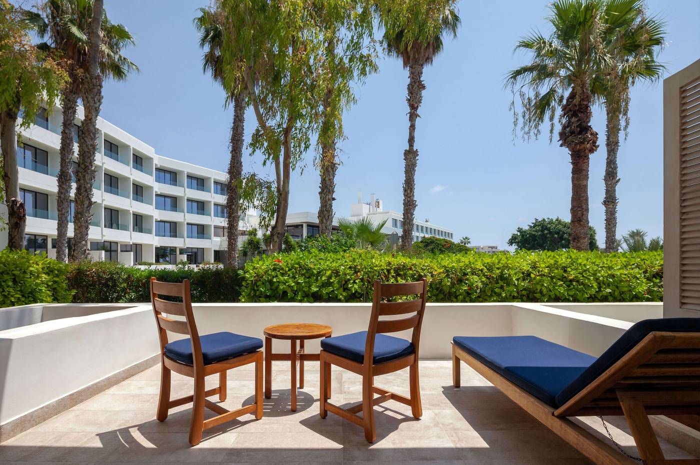 The-Annabelle-Room-11