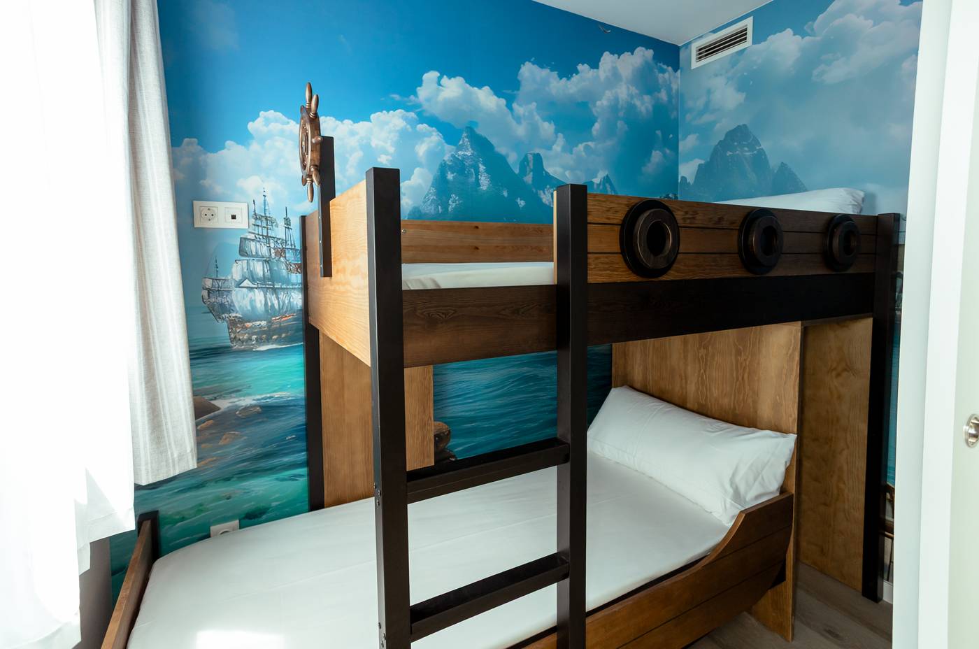 16.06.25 Magic Pirates Island Resort