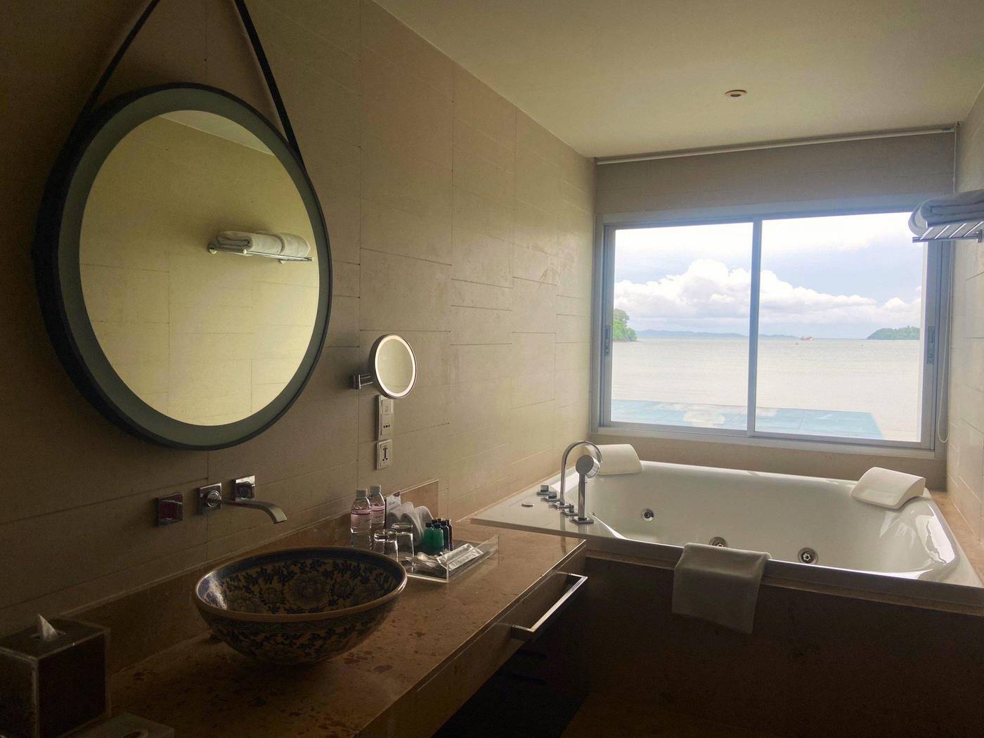 Crowne-Plaza-Phuket-Panwa-Beach-Room-55