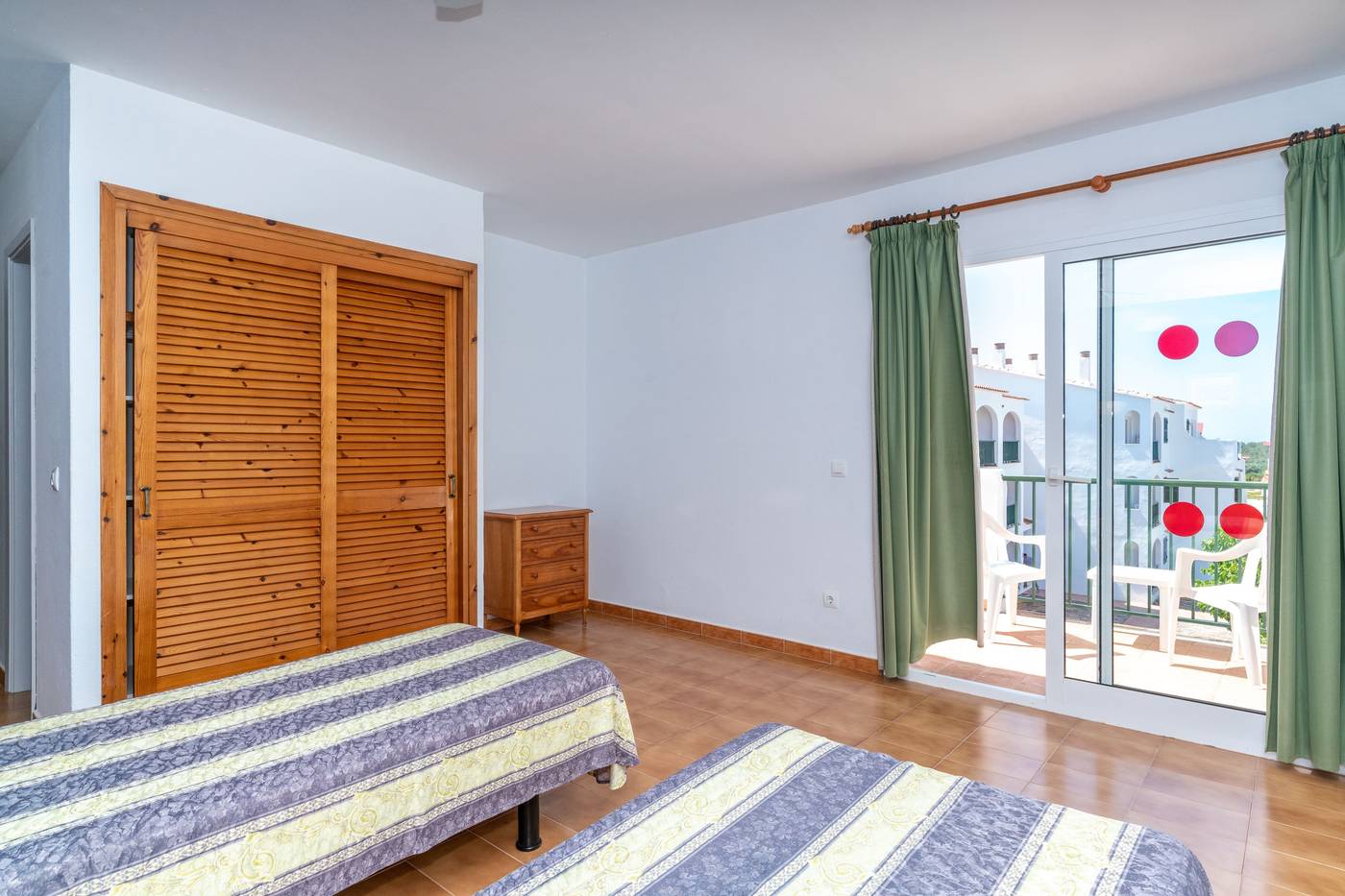 Vista-Blanes-Room-26