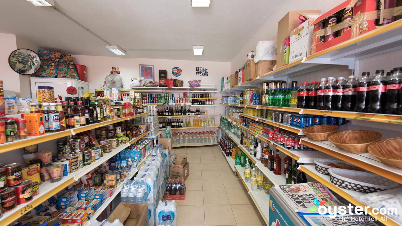 Palmeras-Garden-Sports-and-Entertainment-69