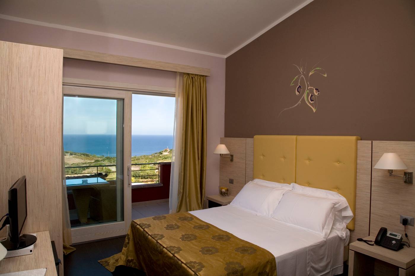 Bajaloglia Resort-Italy-CASTELSARDO-SARDEGNA-Room-9