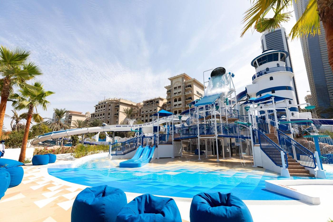 Le-Meridien-Mina-Seyahi-Beach-Resort---Marina-Pool-4