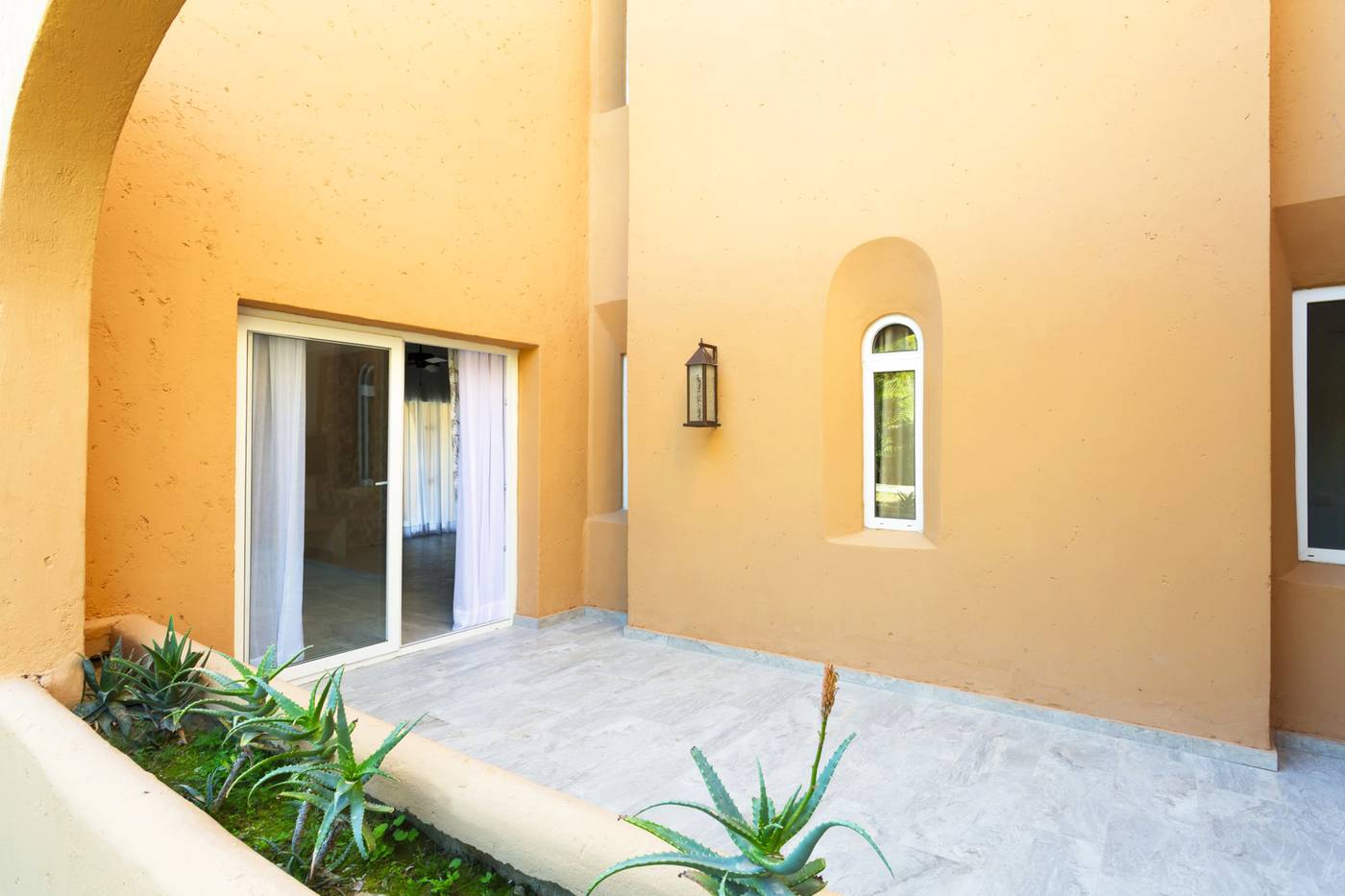 Hotel-Riu-Tikida-Palmeraie---All-Inclusive-Room-21