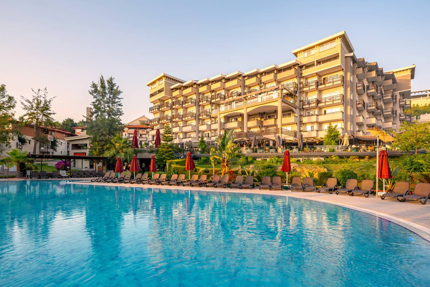 Justiniano Deluxe Resort