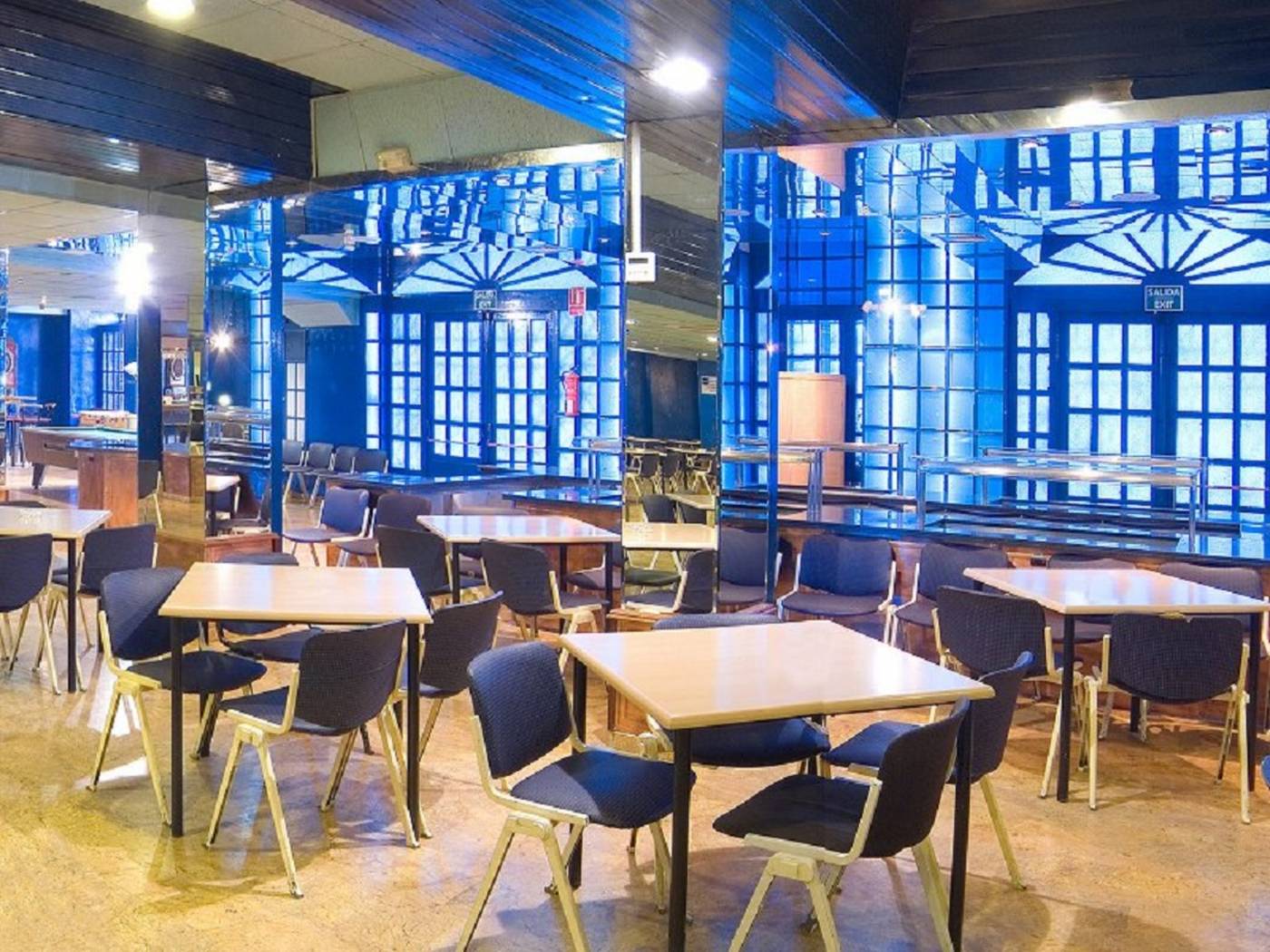 Magic-Cristal-Park-Bar-35