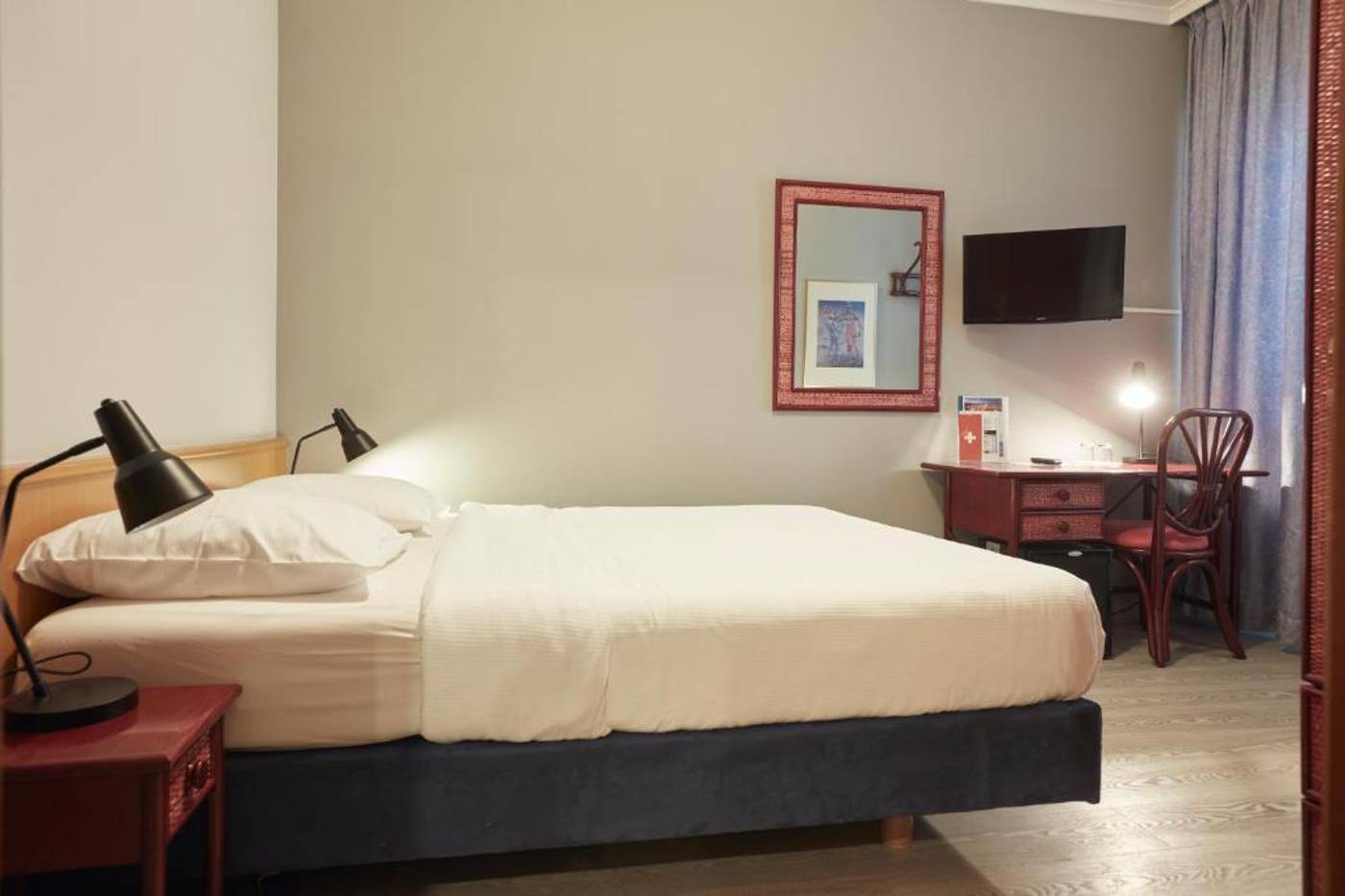 Crystal-Switzerland-LAUSANNE-Room-9